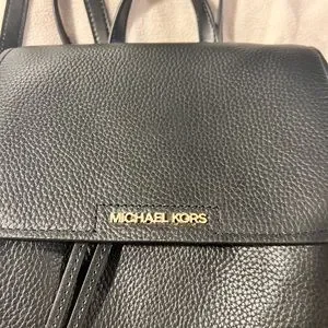 Michael Kors | Bags | Michael Kors Medium Drawstring  display picture 1